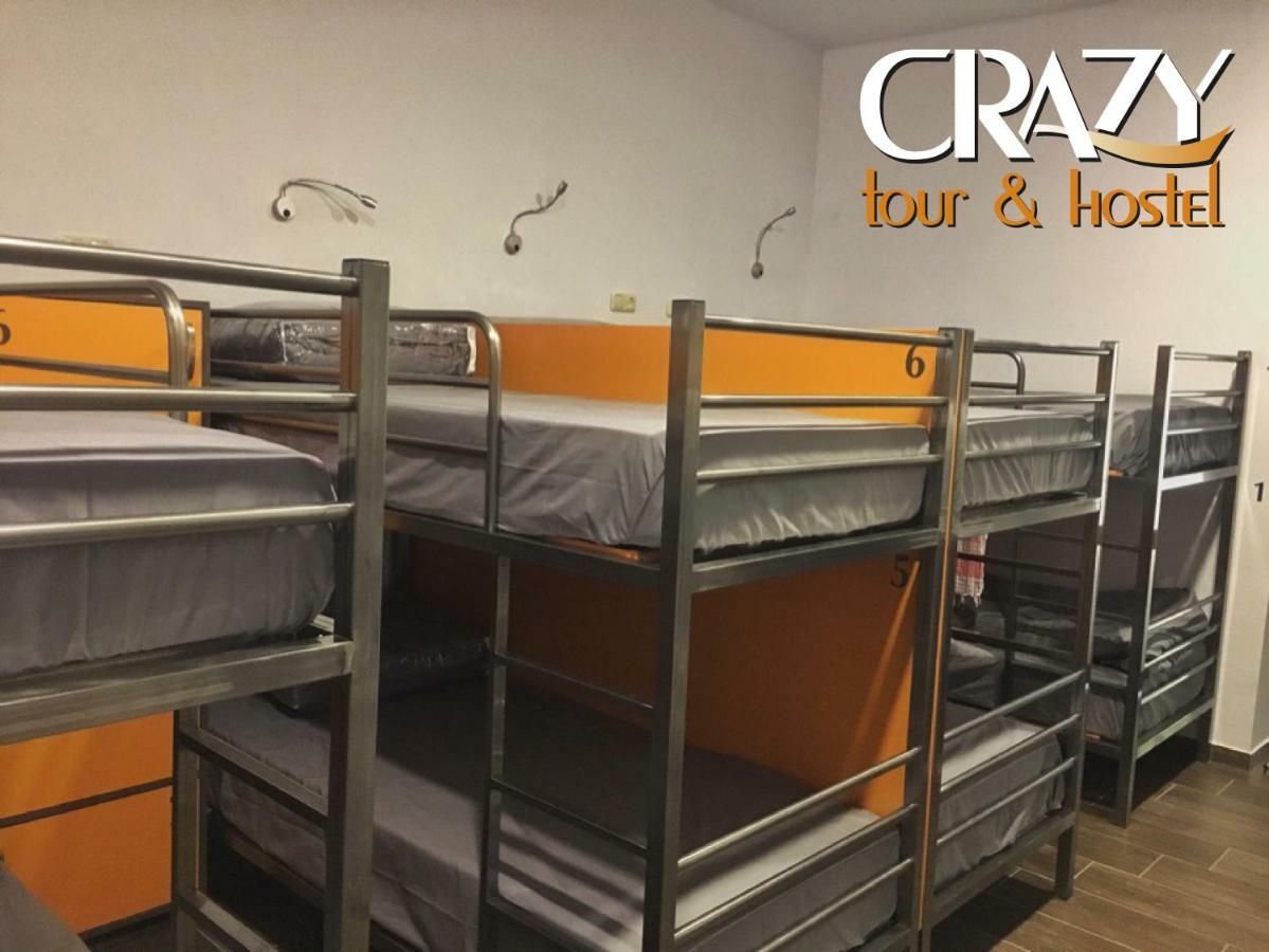 Crazy Hostel เยเรวาน ภายนอก รูปภาพ